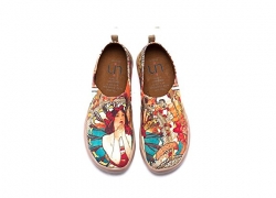 UIN Women’s Monacan Girl Printed Canvas Walking Shoe multicolored